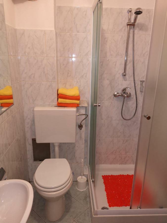 Studio Bubi Koper Buitenkant foto
